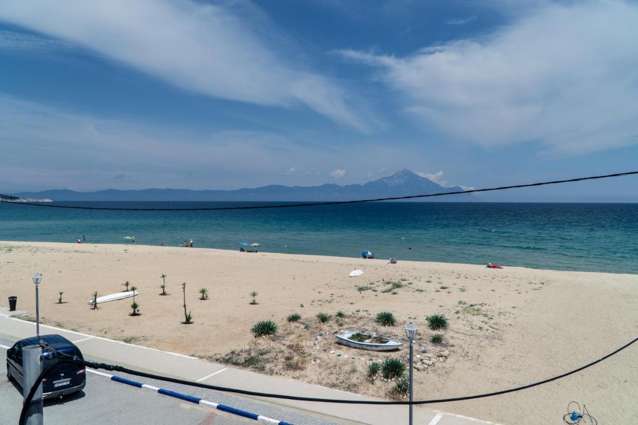 Cocoon Hotel-Beach Bar Сарти Экстерьер фото