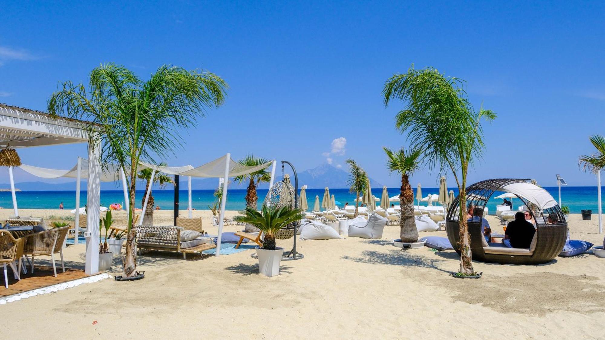 Cocoon Hotel-Beach Bar Сарти Экстерьер фото